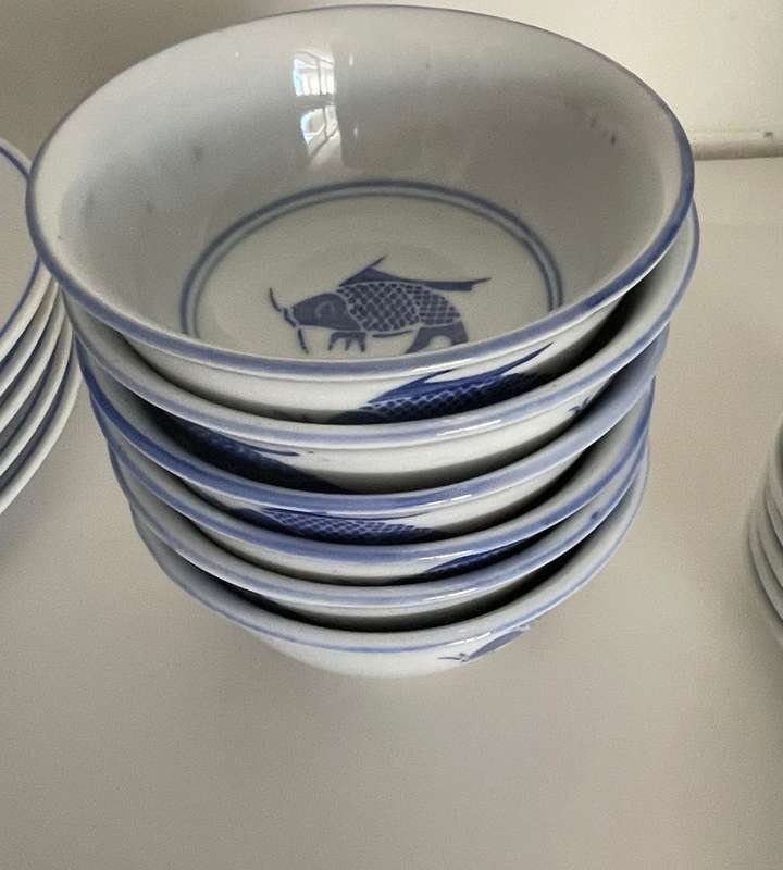 28-Piece Vintage Chinese Blue Koi Fish Dinnerware Set - Bowls, Plates, Spoons, Sauce Bowls, and Cups