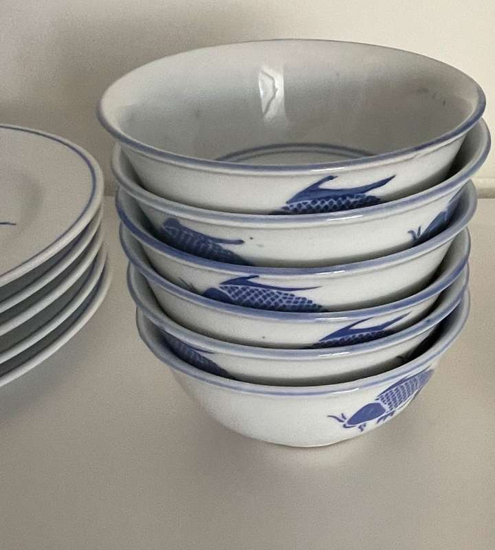 28-Piece Vintage Chinese Blue Koi Fish Dinnerware Set - Bowls, Plates, Spoons, Sauce Bowls, and Cups