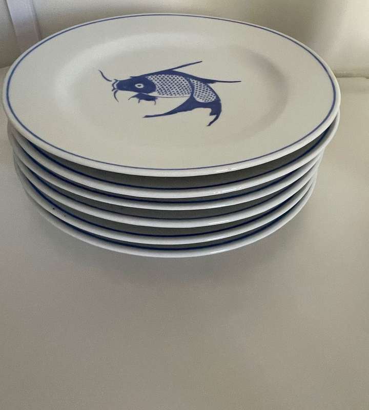 28-Piece Vintage Chinese Blue Koi Fish Dinnerware Set - Bowls, Plates, Spoons, Sauce Bowls, and Cups