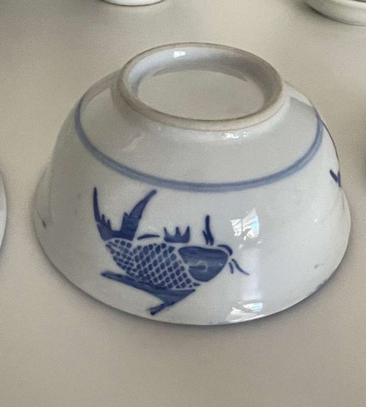 28-Piece Vintage Chinese Blue Koi Fish Dinnerware Set - Bowls, Plates, Spoons, Sauce Bowls, and Cups