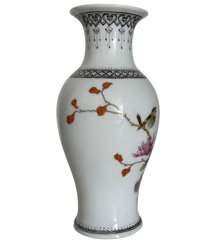 Reduced! 20th Century Chinese Famille Rose Porcelain Vase 17.5cm with Qianlong Seal Mark-