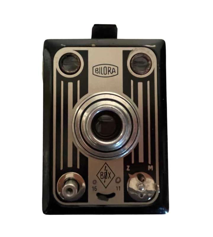 Vintage 1930s CINE Kodak Model BB Junior 16mm Film Camera & Bilora Blitz-Box 120 Film Camera 1948
