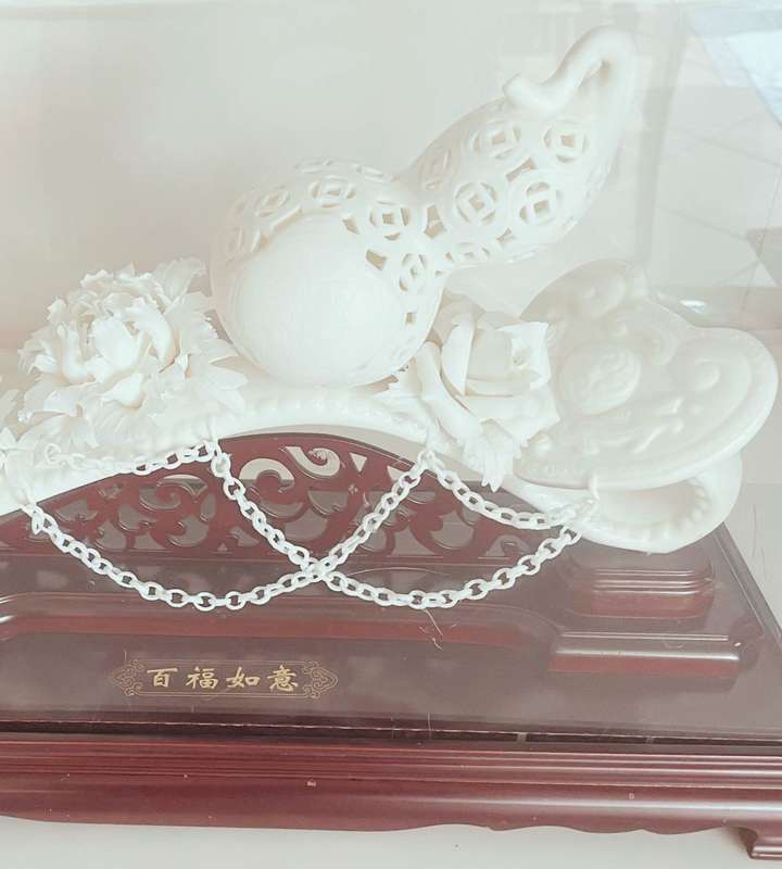 Reduced ! Chinese porcelain Artwork - Auspicious & Favoring White Porcelain Ornament