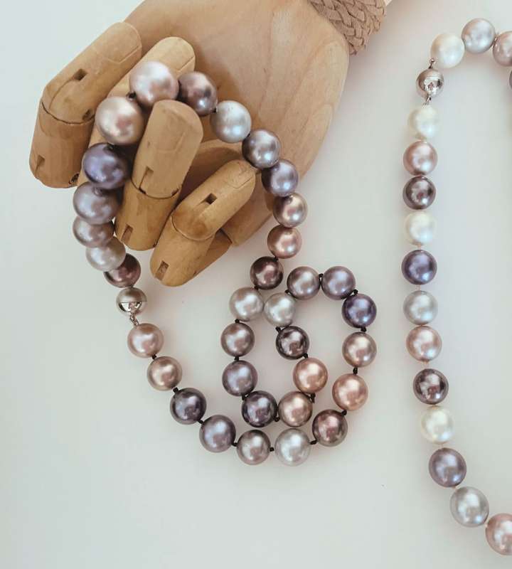 Elegant Collection of Glass Pearl Jewelry - 6-Piece Set with Bracelets & Necklaces