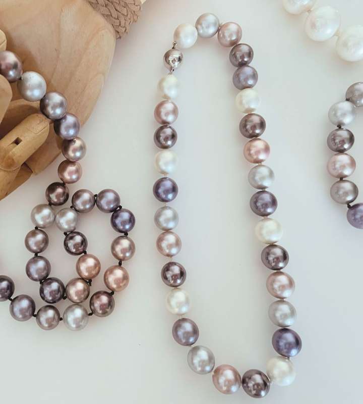 Elegant Collection of Glass Pearl Jewelry - 6-Piece Set with Bracelets & Necklaces