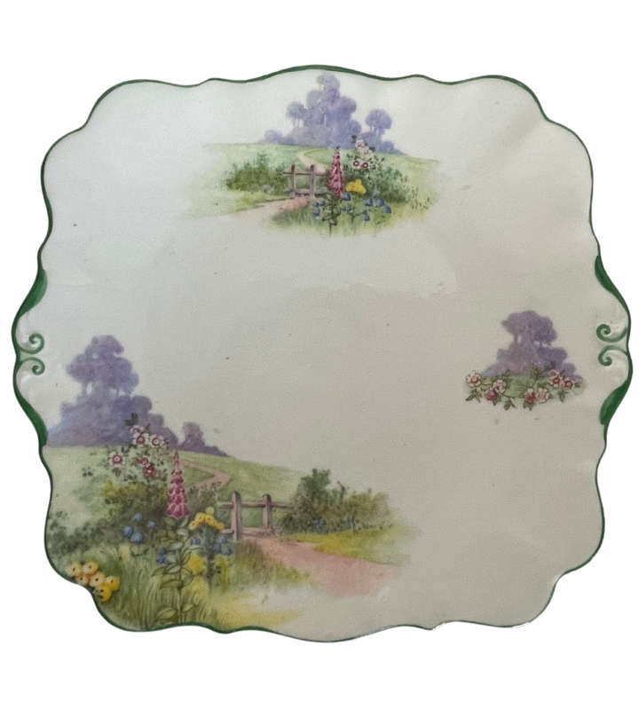 19-Piece Bell China Fine Bone China Set (1936-1966)  Meadowside Pattern, Floral Decorations & Green