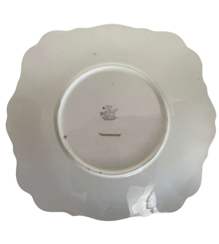19-Piece Bell China Fine Bone China Set (1936-1966)  Meadowside Pattern, Floral Decorations & Green