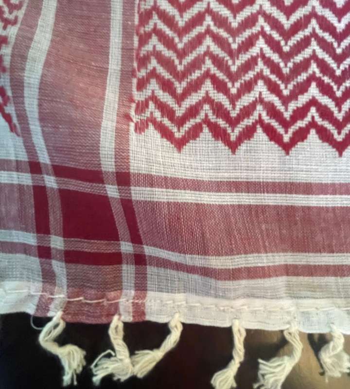 Vintage Red and White Palestinian Keffiyeh - Luxury Cotton Polyester Shemagh Hijab Headscarf 118x123