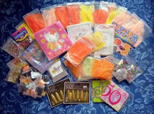 JOB LOT OF PARTY GOODS