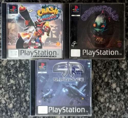 SONY PLAYSTATION ONE BUNDLE - UNTESTED
