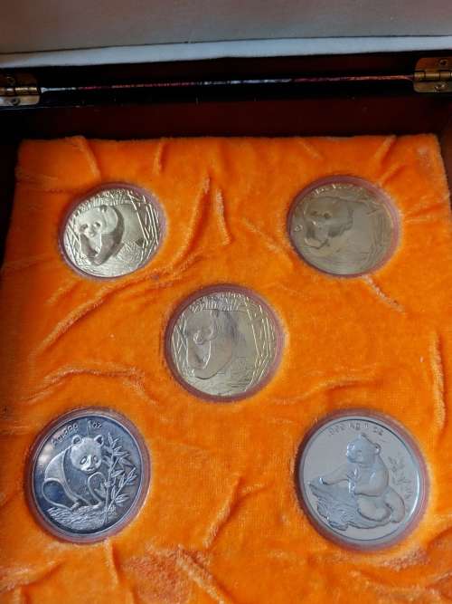 5  CHINESE PANDA COINS REPLICAS
