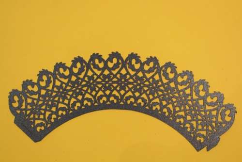 BLACK FILIGREE CUPCAKE WRAPPERS