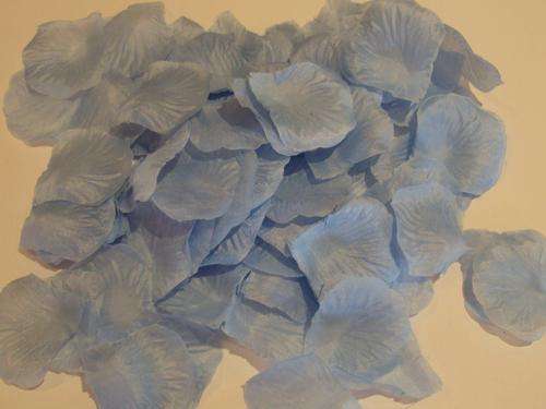 100 SILKY ROSE PETALS - TABLE CONFETTI