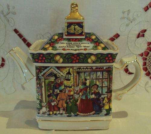 SADLER COLLECTORS TEAPOT