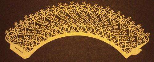 FILIGREE CUPCAKE WRAPPERS  GOLD