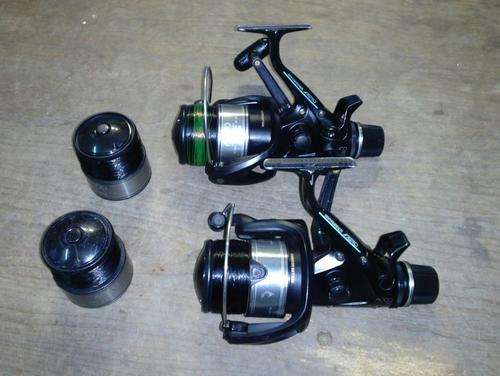 2 x Shimano Aero 6000 RE bait runner reels with spare spools