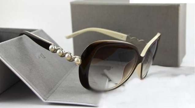 ladies Christian Dior hollow fine stars chocolate sunglasses.