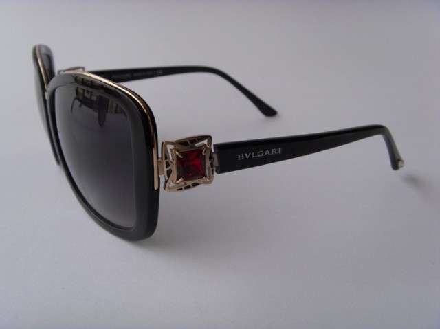 Brand new stylish BVLGARI elegant luxury ladies sunglasses.