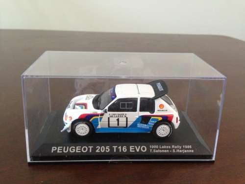 IXO/De Agostini  Peugeot 205 T16 EVO - 1000 Lakes Rally 1986