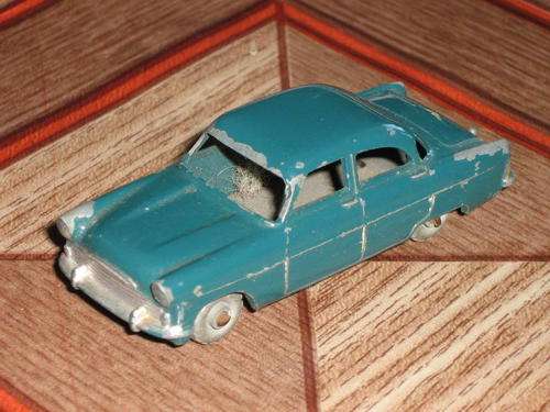 No. 33a - Ford Zodiac