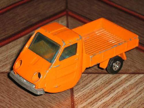 Corgi Juniors - Reliant TW9 Pick Up