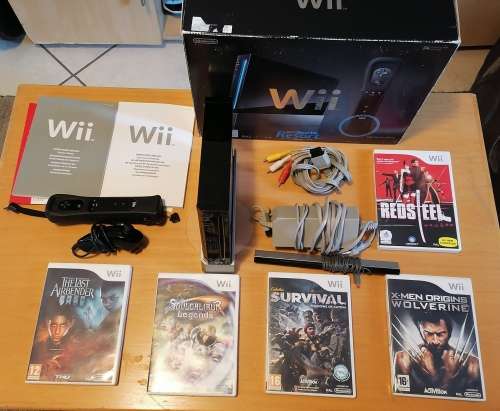 Wii Console Black with x5 Wii games (Wii)