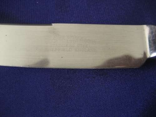 Six Kings Pattern Sheffield Silver Plate Handles Dessert / Small Table Knives Viners and Cooper Bros