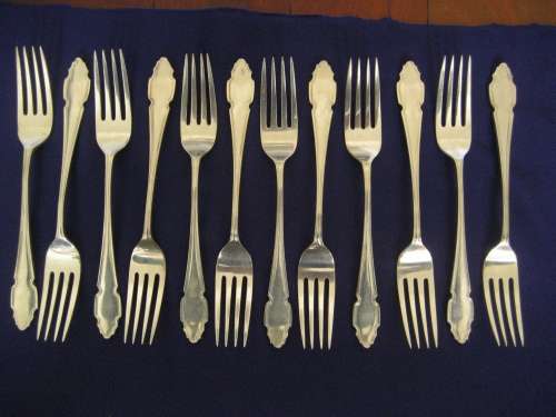 Delightful 12 Place Settings 24 Piece Silver Plated Dessert Set 12 Spoons and 12 Forks