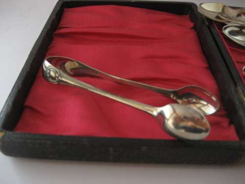 Cased Set of 6 Bead Pattern Coffee (Espresso) Spoons and Sugar Tongs Silver Plated