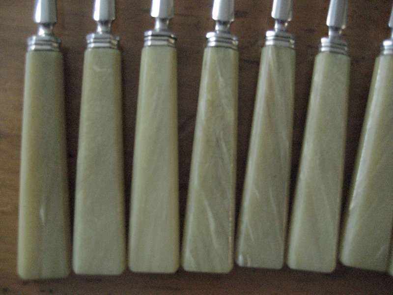 SET OF 12 FRENCH ART DECO CAKE PASTRY FORKS BOXED