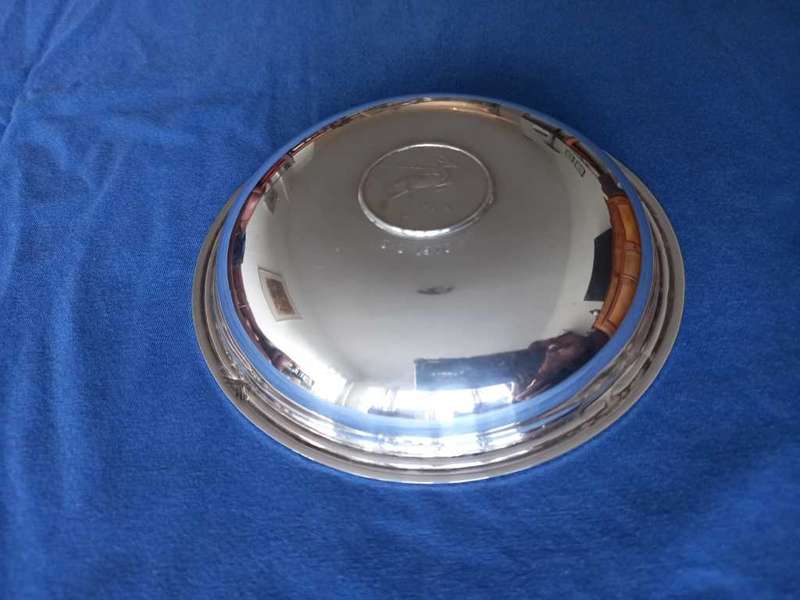 South African Mint Fine (99.9%) Silver Dish (195.5 gm) 1977 with R1 Coin Insert 1977