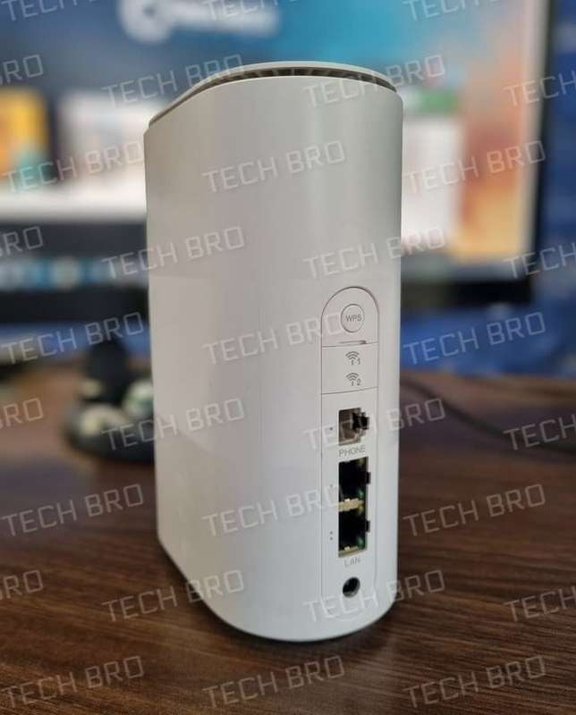 ZTE MC801A 5G Unlocked Indoor WiFi Router (All Networks) ICASA Approved