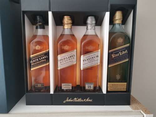 Johnnie Walker 200ml set