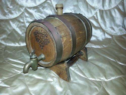 Miniature wine vat - Great for your bar!