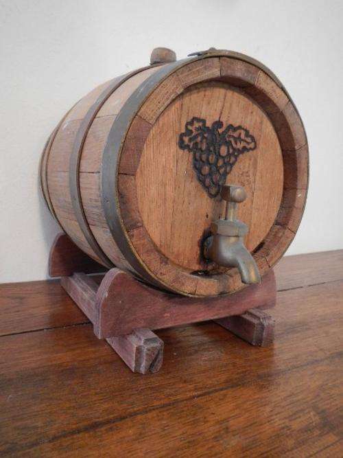Oak wine vat
