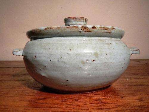Pottery bowl with lid, marked "Petro 3"