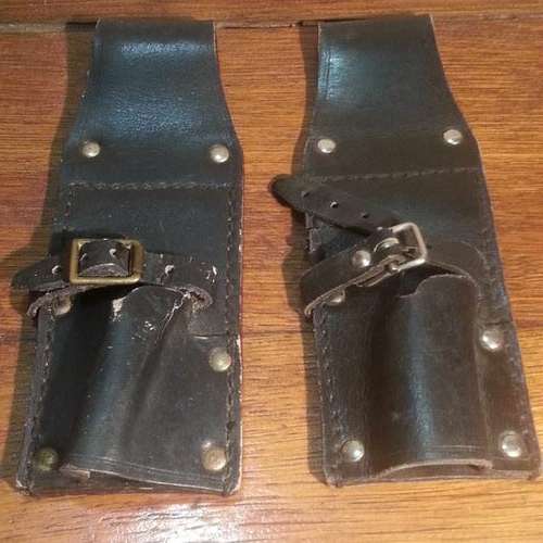 Leather bayonet frog from the navy, SADF
