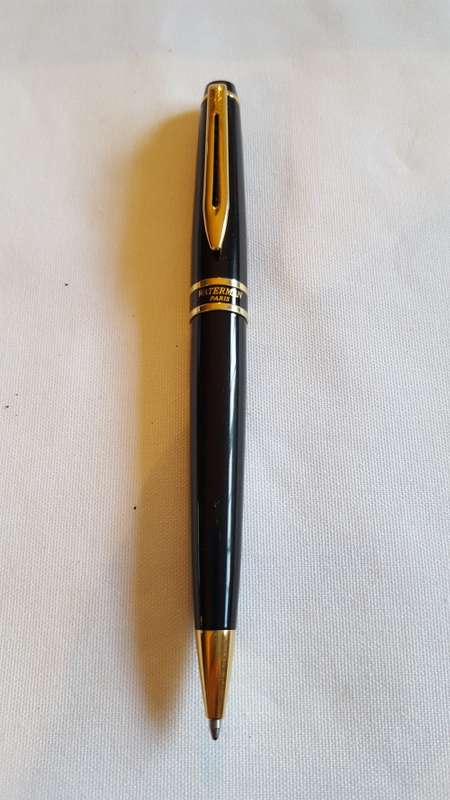 Waterman Expert black and gold ballpoint pen