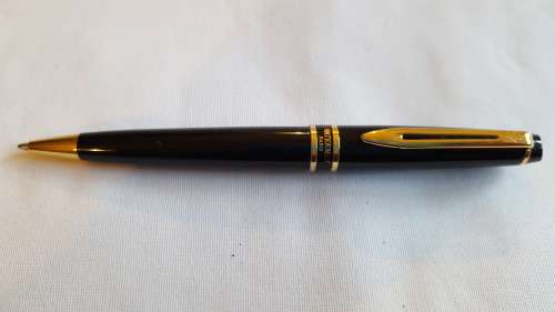 Waterman Expert black and gold ballpoint pen