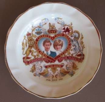 HRH PRINCE CHARLES & LADY DIANA SPENCER - MARRIAGE (29 JULY 1981) COMMEMORATION PLATE