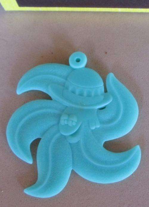 PLASTIC CHARM - TURQUOISE STARFISH