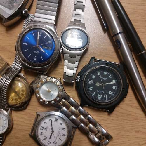 Parker pens, watches for spares or repairs lot.(see pics)
