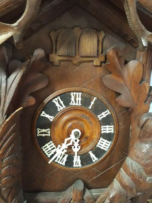 Original Black Forest Wall Cuckoo Clock