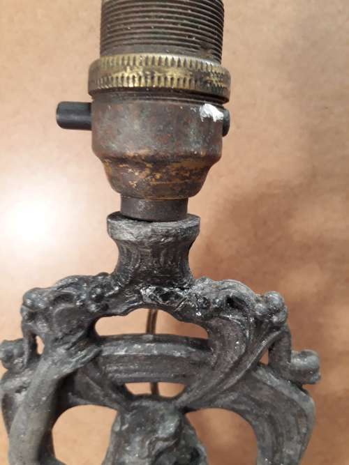 Metal Decorative Figurine Lamp