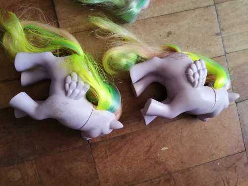 3 My Little Ponies