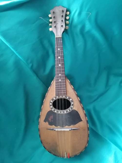 Neopolitan Mandolin