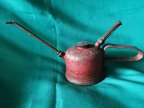 Collectable Vintage Oil Can