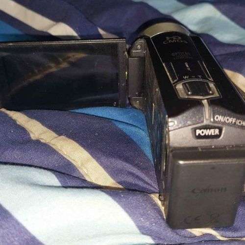 Canon legria hf R306 camera