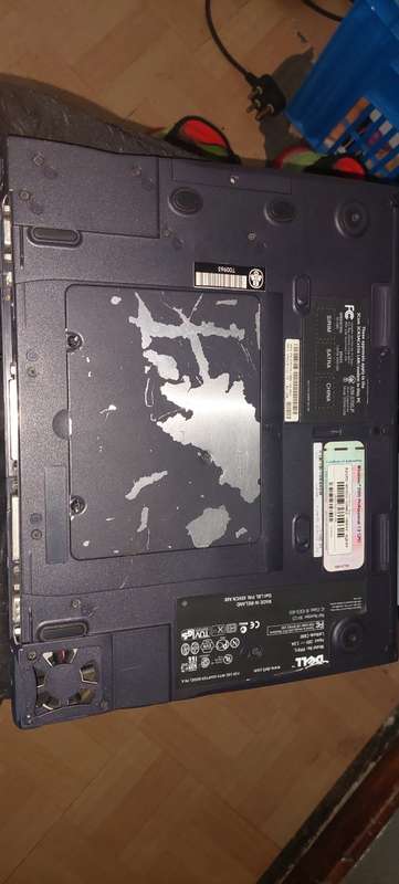 Old Dell laptop (not going on)