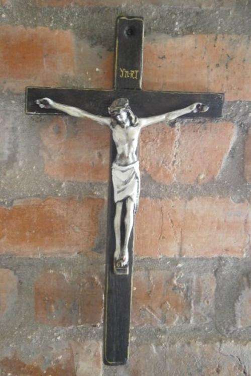 Really Beautiful item -Big Vintage Crucifix (39cm High)